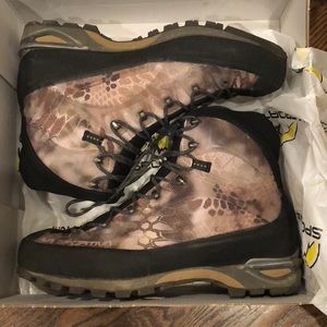 La Sportiva Trango Cube GTX in Kryptek Highlander